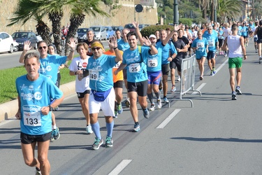 Genova - corso Italia - la corsa per beneficenza di Radio19 - ra