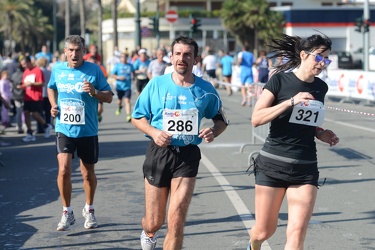 Genova - corso Italia - la corsa per beneficenza di Radio19 - ra