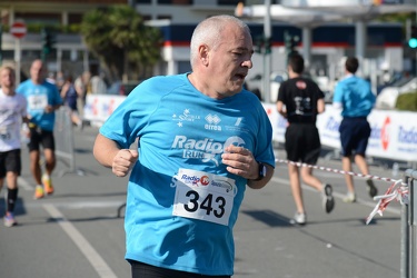 Genova - corso Italia - la corsa per beneficenza di Radio19 - ra