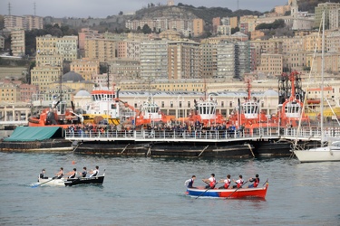 Genova - palio remiero al porto antico