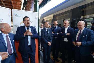 Genova, stazione principe - consegna nuovi treni regionali Jazz