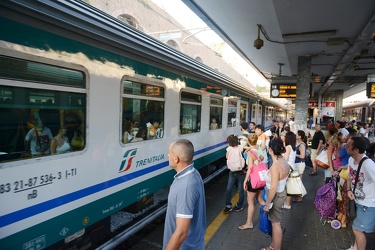 Genova - Stazione Principe - passeggeri estate 2013 tardo pomeri