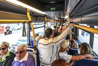 autobus affollati AMT Ge16102017
