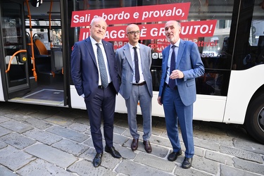 Genova - presentato nuovo autobus elettrico gratuito