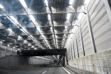 Genova, autostrada - pannelli fono assorbenti anti rumore tra i 