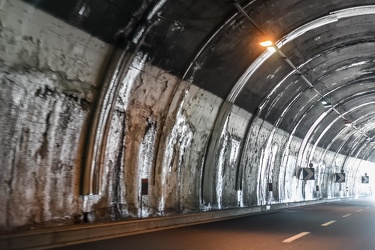 reportage gallerie autostrade A7 10 12 26 Ge 04012020-7434