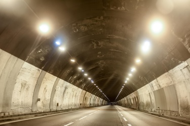 reportage gallerie autostrade A7 10 12 26 Ge 04012020-7448