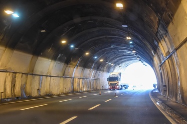 reportage gallerie autostrade A7 10 12 26 Ge 04012020-7804