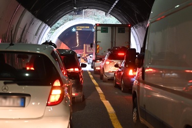 Genova, reportage sulla autostrada A10 tra aeroporto e arenzano