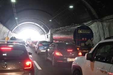 Genova, reportage sulla autostrada A10 tra aeroporto e arenzano