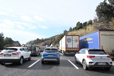 Genova, reportage sulla autostrada A10 tra aeroporto e arenzano