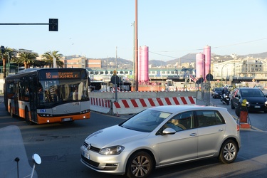 Genova - stazione Brignole - incrocio viabilita provvisoria caus