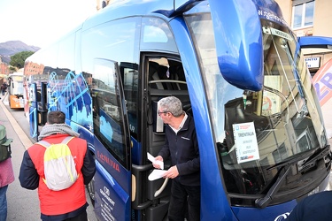 Genova - mattina situazione trasporti pendolari per interruzione